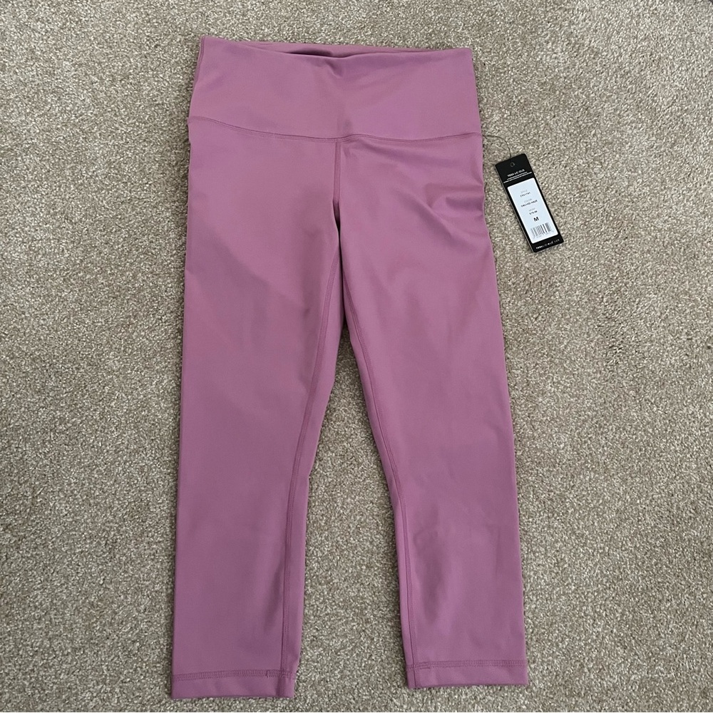 NEW Yogalicious Lux Orchid Haze High Waist Capri Length Leggings Size Medium